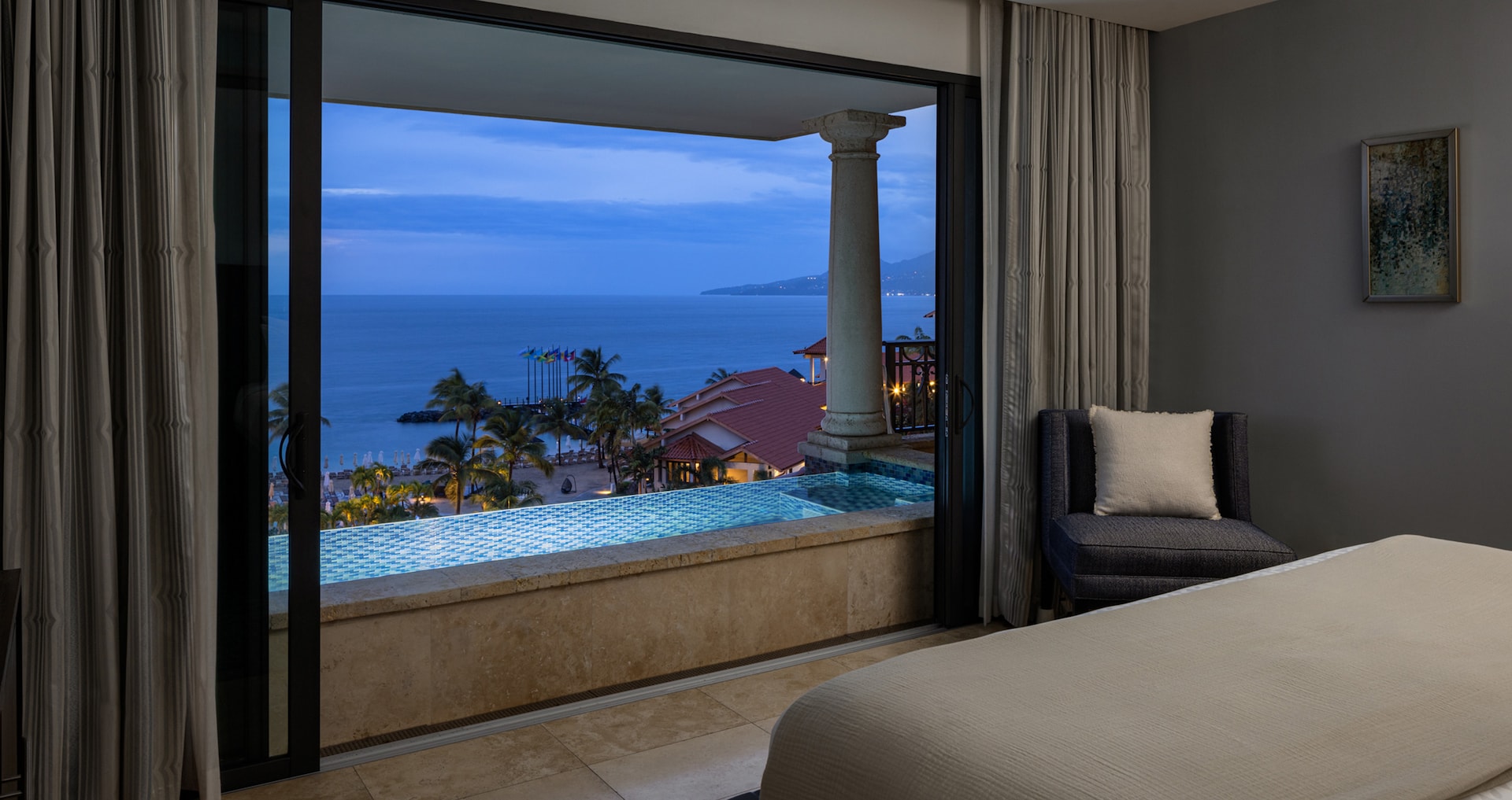 Grenada - Italian Oceanview PH. 1 Br. SkyPool Butler Suite w/Balcony Tranquility Soaking Tub