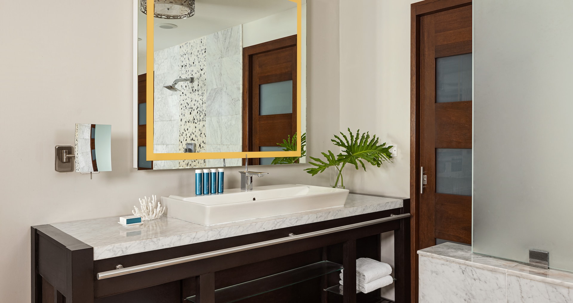 Grenada - South Seas Honeymoon Poolside Hideaway Walkout Junior Suite with Patio Tranquility Soaking Tub