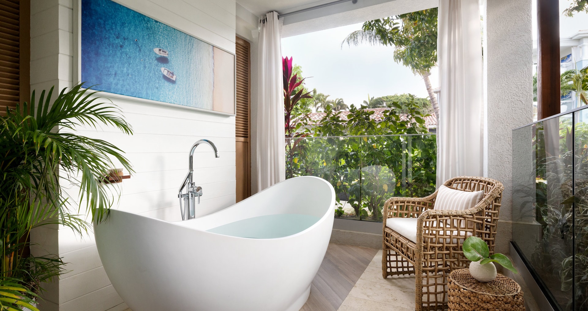 Montego Bay - Garden Club Level Room w/ Outdoor Tranquility Soaking Tub