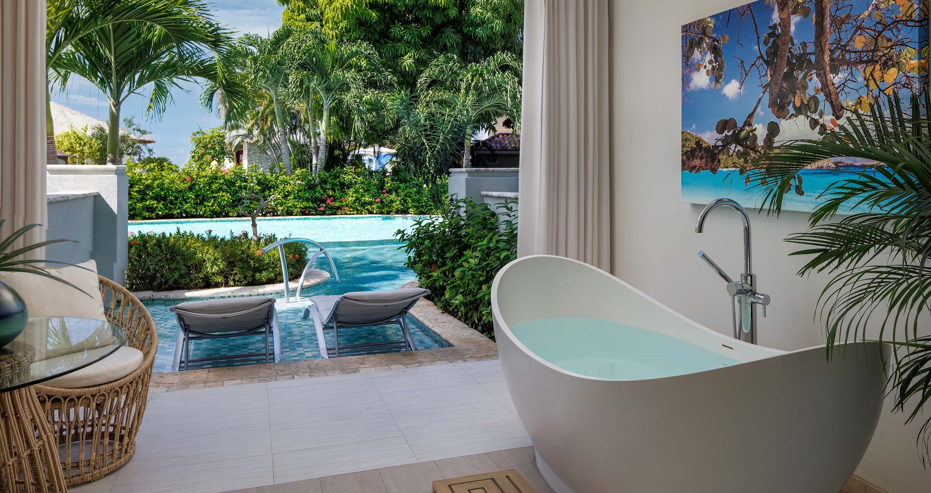 Montego Bay - Crystal Lagoon Swim-up Club Luxury Room w/ Patio Tranquility Soaking Tub