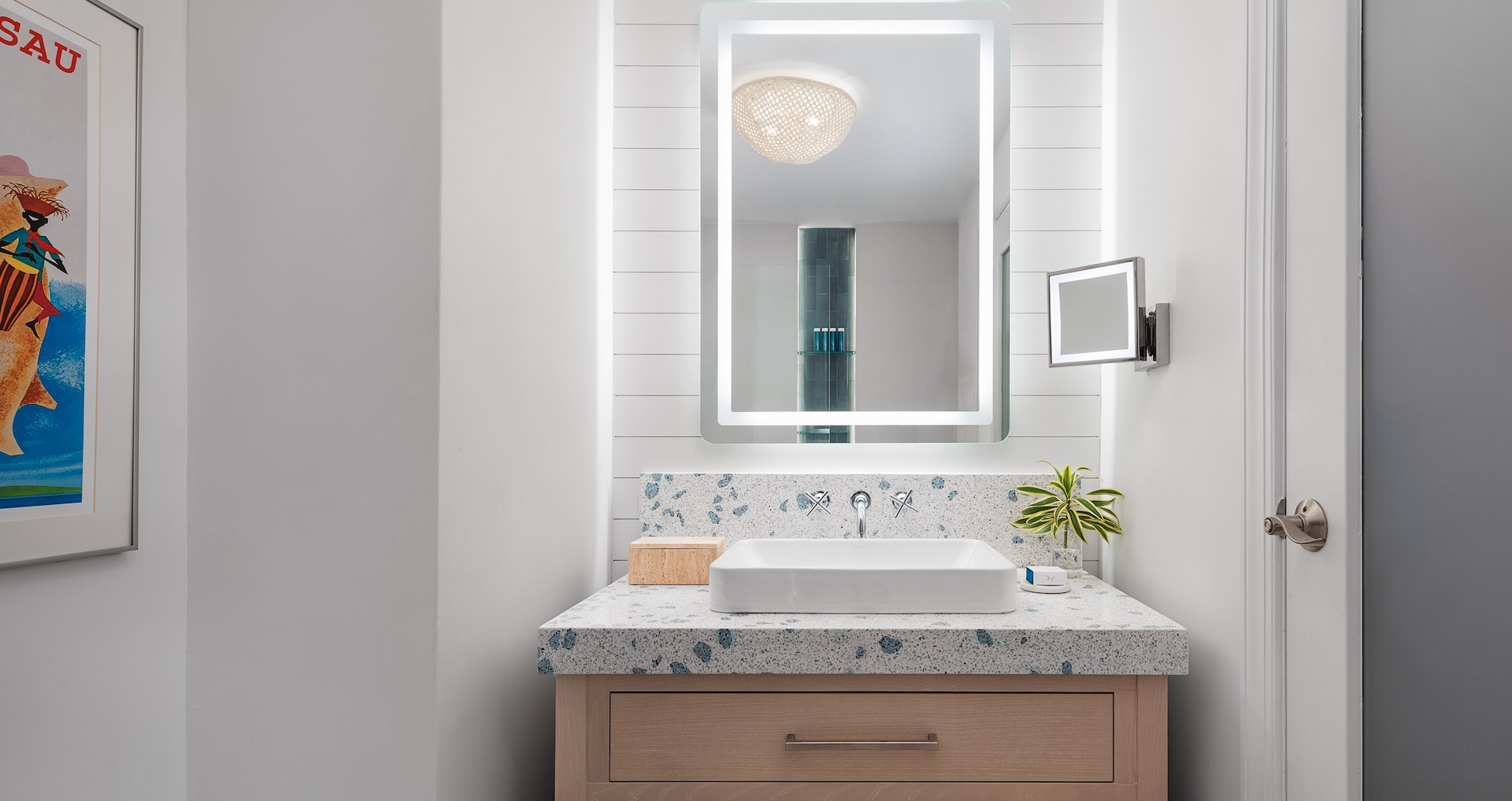 Royal Bahamian - East Bay Beachfront Swim-up Butler Suite