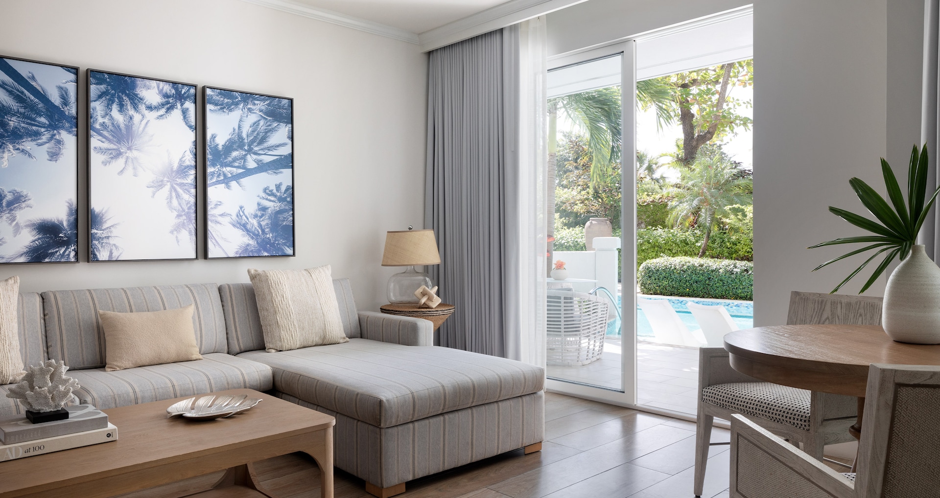 Royal Bahamian - West Bay Honeymoon Hideaway Swim-up Crystal Lagoon Zen One Bedroom Butler Suite