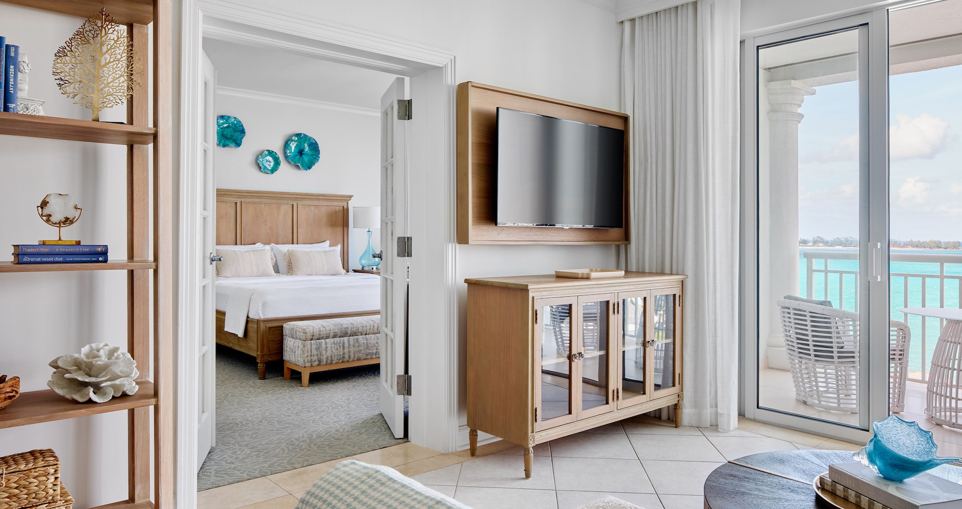 Royal Bahamian - West Bay Oceanfront Penthouse One Bedroom Butler Suite