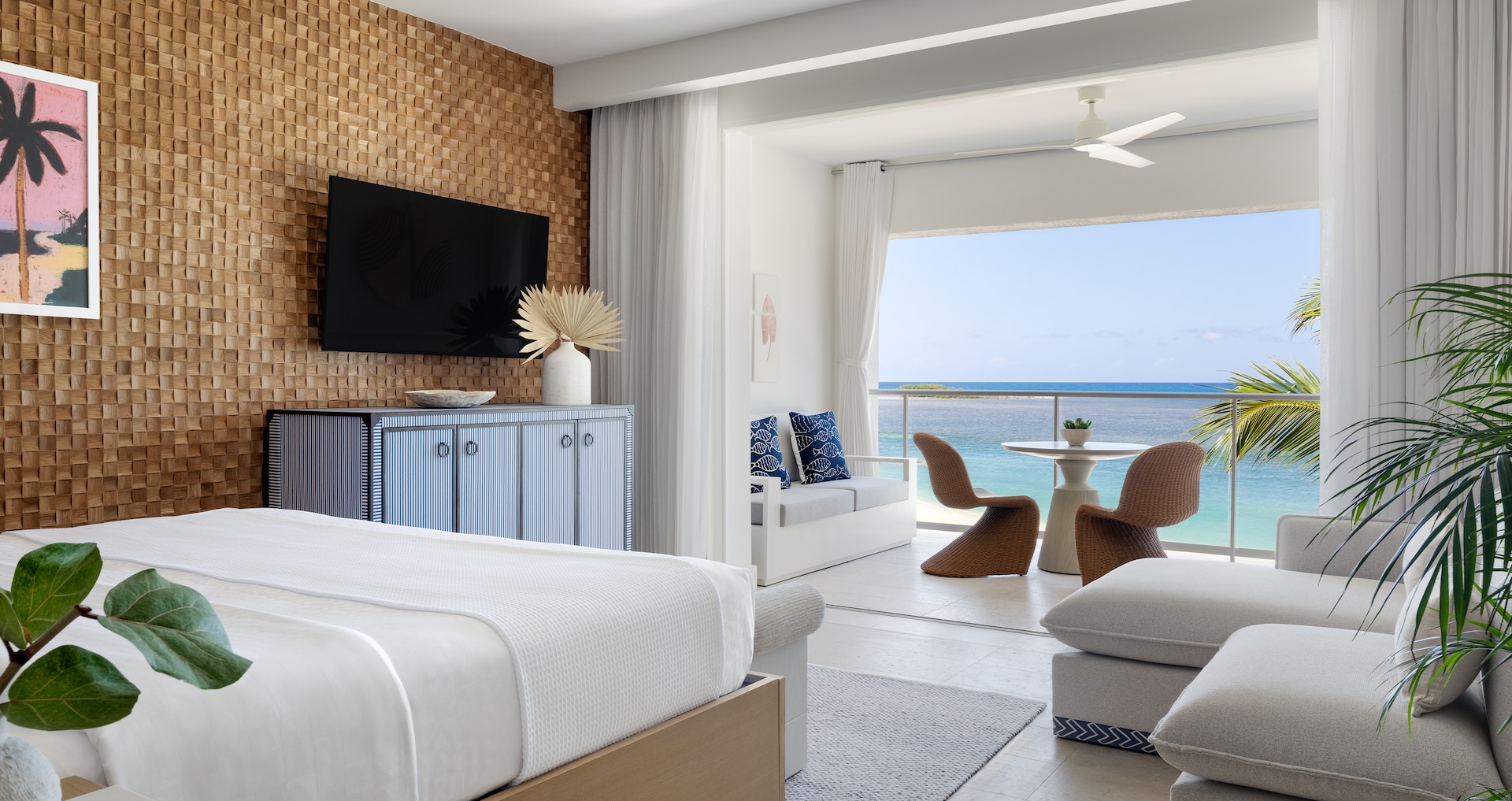 Royal Caribbean Resort & Private Island - Beachfront Club Suite w/Balcony Tranquility Soaking Tub