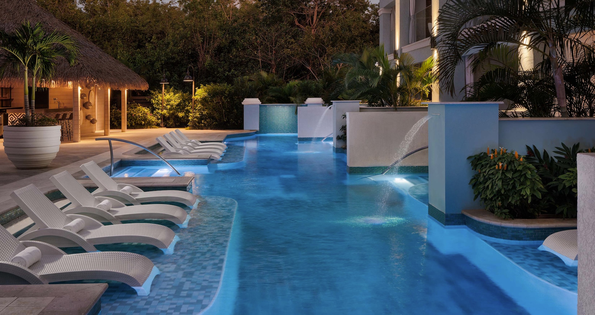 Caribbean Cay Resort & Private Island - Crystal Lagoon Hideaway Swim-up Club Level Jr. Suite w/Patio Tranquility Soaking Tub