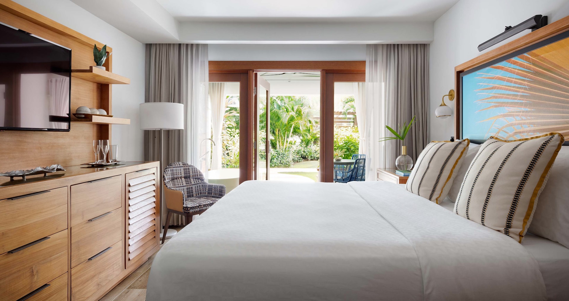 Caribbean Cay Resort & Private Island - Caribbean Poolside Luxury Walkout with Patio Tranquility Soaking Tub