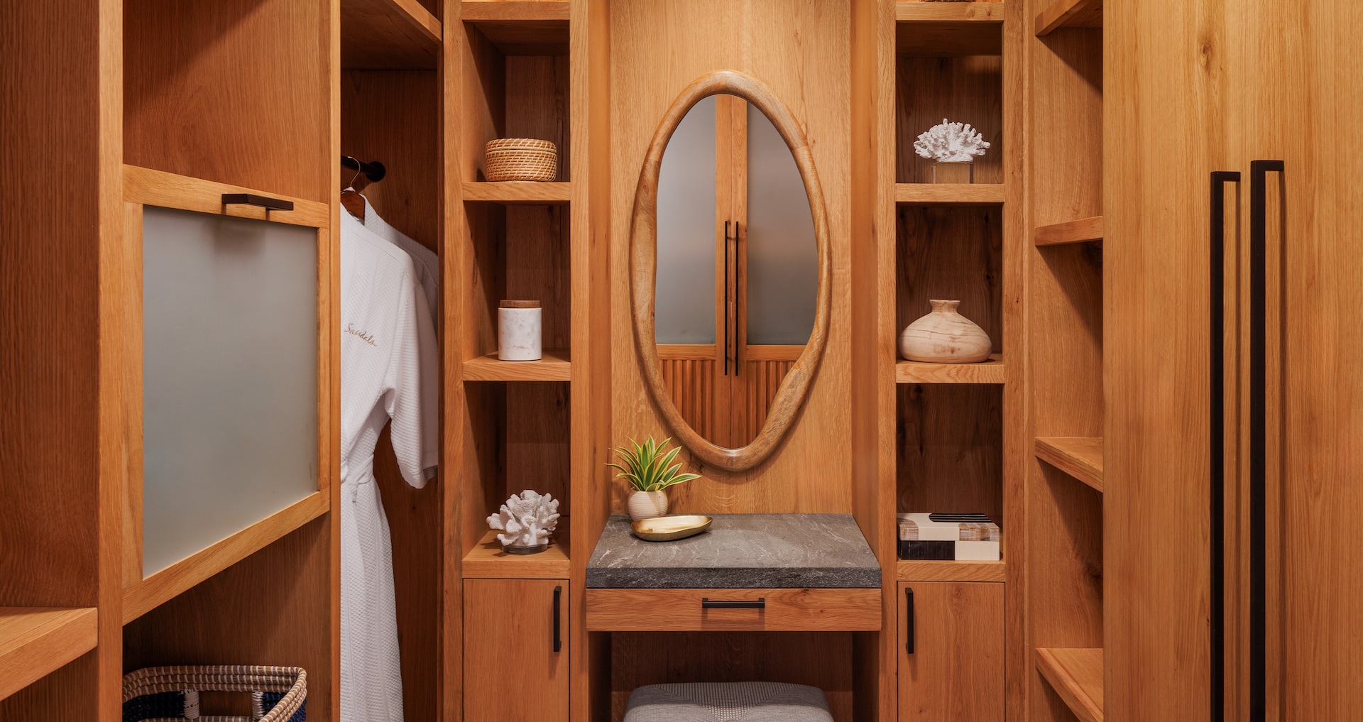 Saint Vincent - Bamboo Palm Room with Balcony Tranquility Soaking Tub