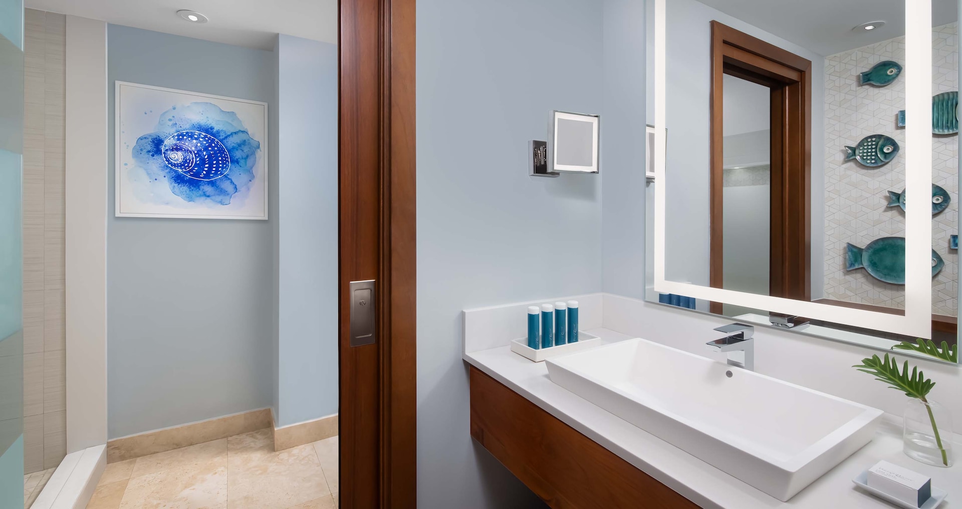 South Coast Jamaica - Starlight Beachfront Club Room w/ Balcony Tranquility Soaking Tub