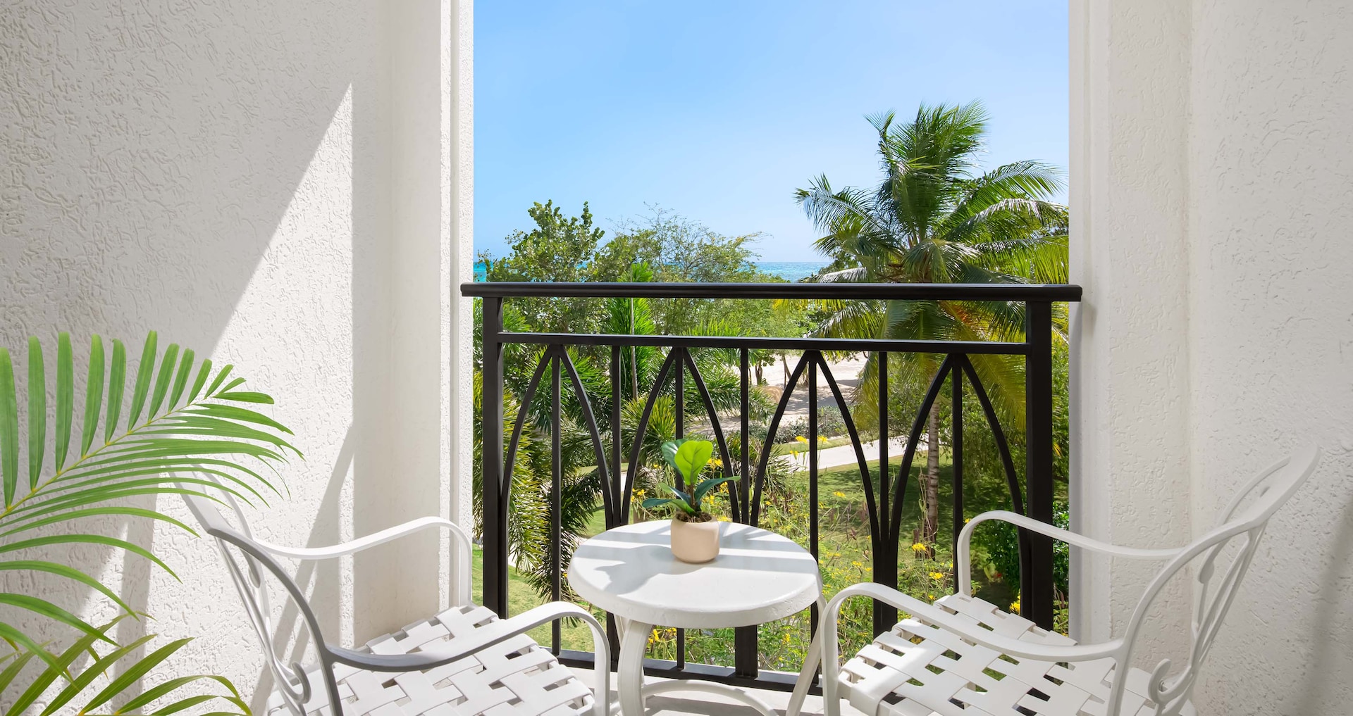 South Coast Jamaica - Silver Sun Beachfront