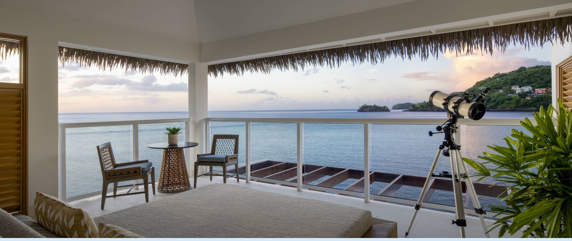 accomodations background