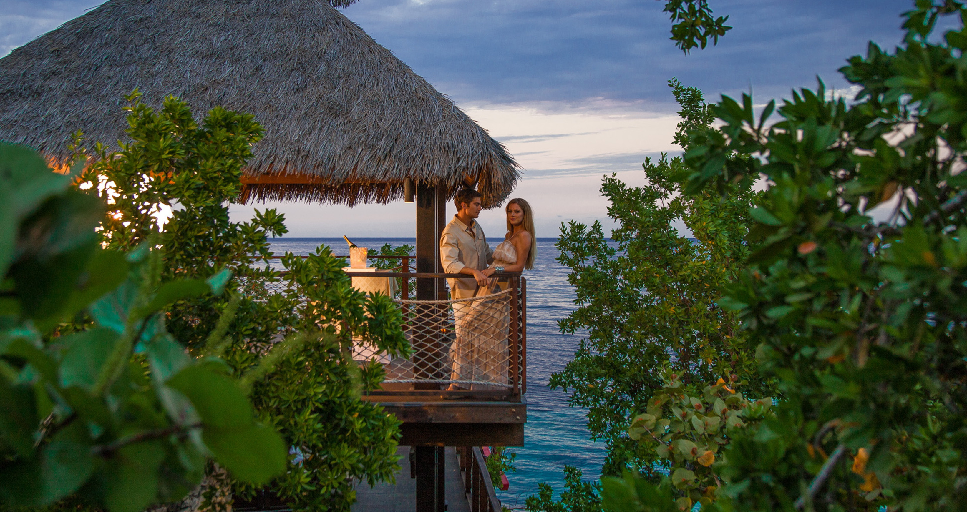 Sandals grande sale riviera honeymoon package