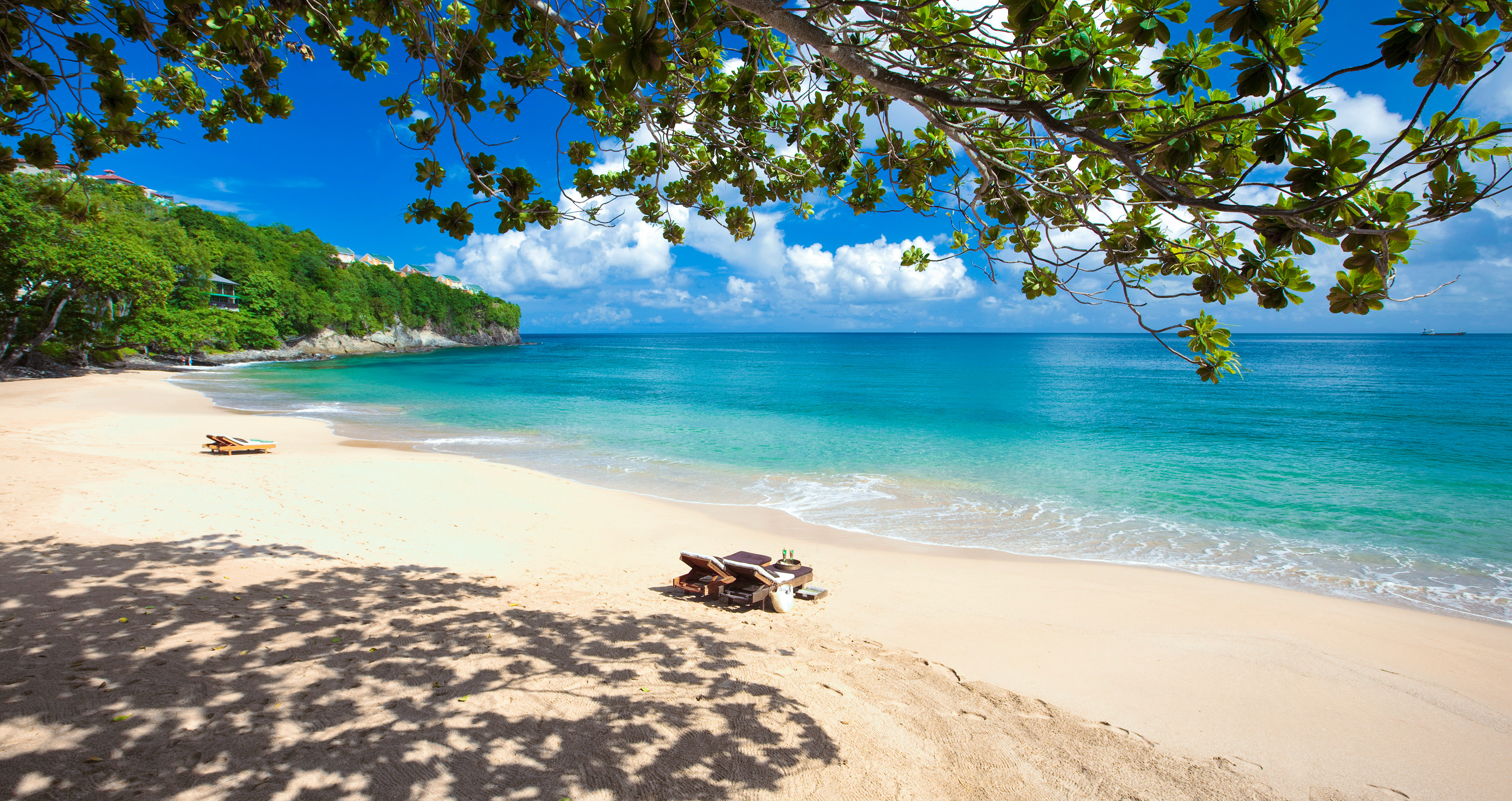 Sandals® Caribbean Resorts: Winter Blues Sale Now On | Riemchensandalen