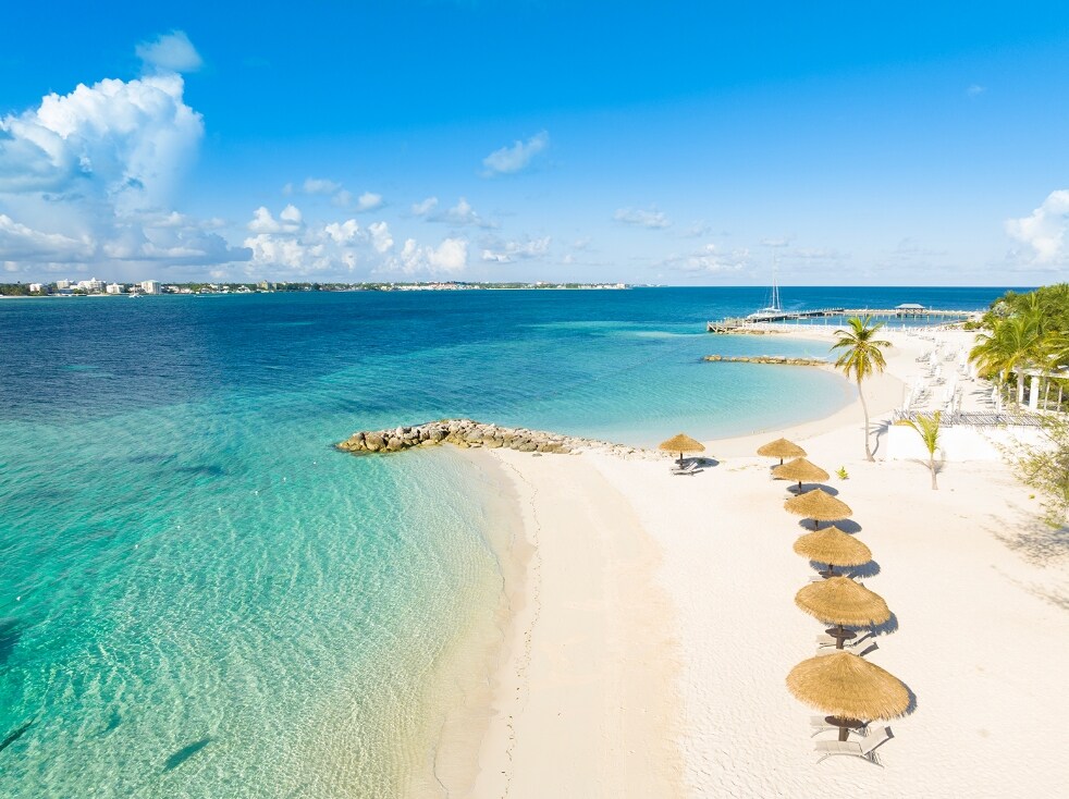 Sandals Barefoot Cay - 2 BEAUTIFUL WHITE‑SAND BEACHES