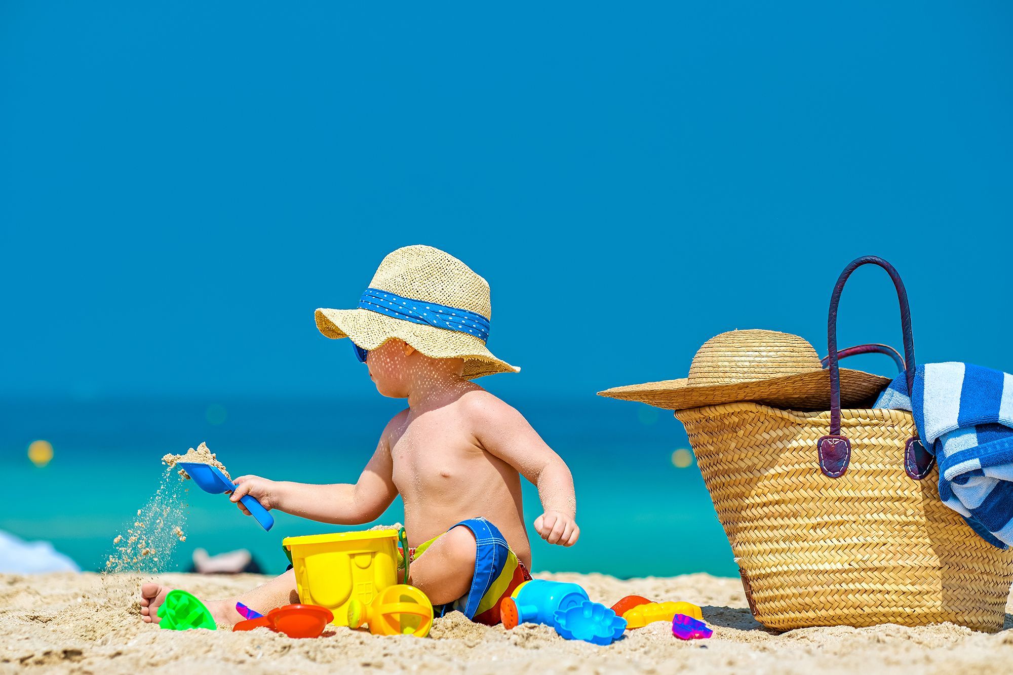Baby-Beach-Games-Castle-Building-Digging.jpg