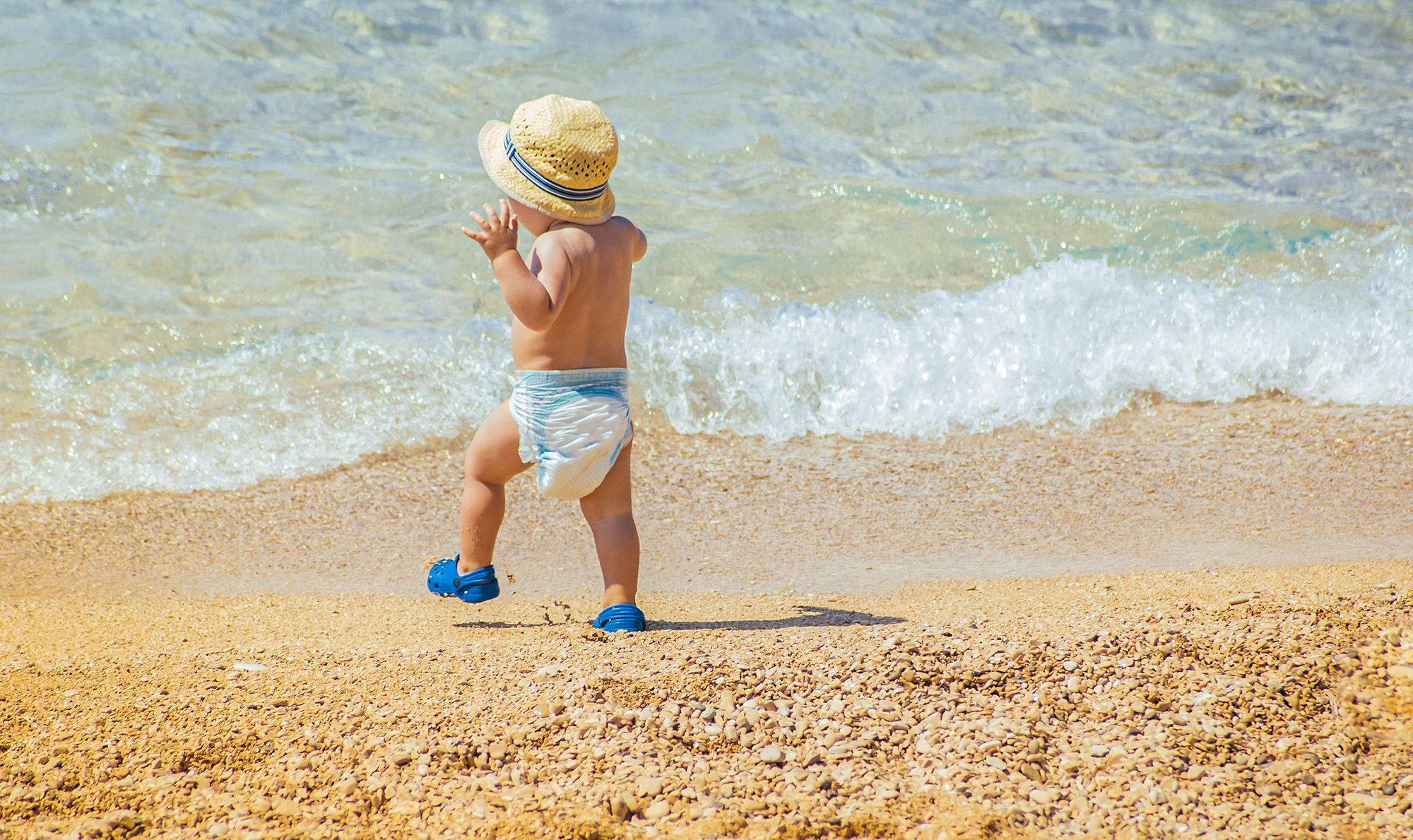Baby-Beach-Games-Chasing-Waves.jpg