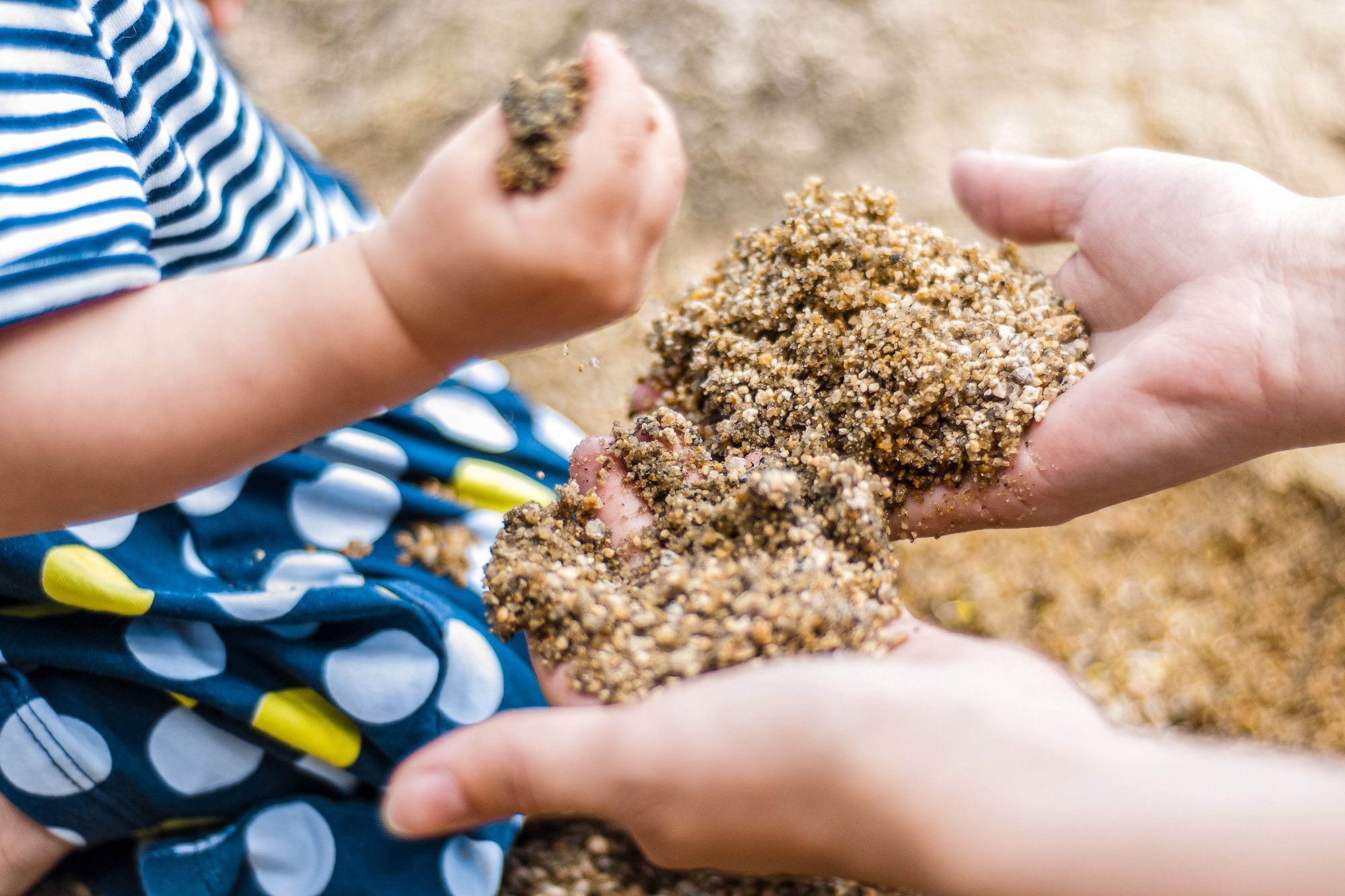 Baby-Beach-Games-Sensory-Sand-Play.jpg
