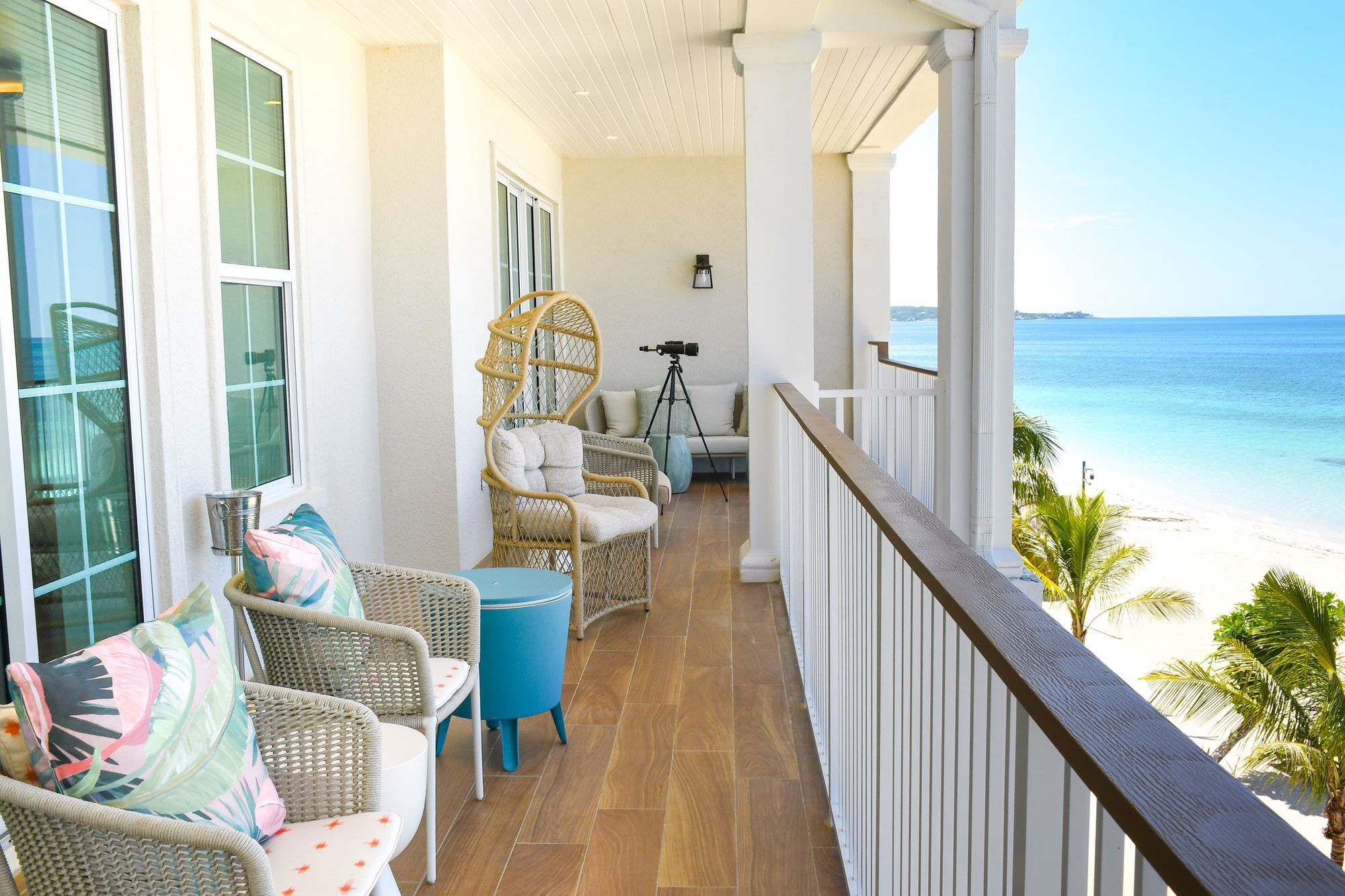 Beaches-Negril_Eventide-Penthouse_Balcony_1.jpg