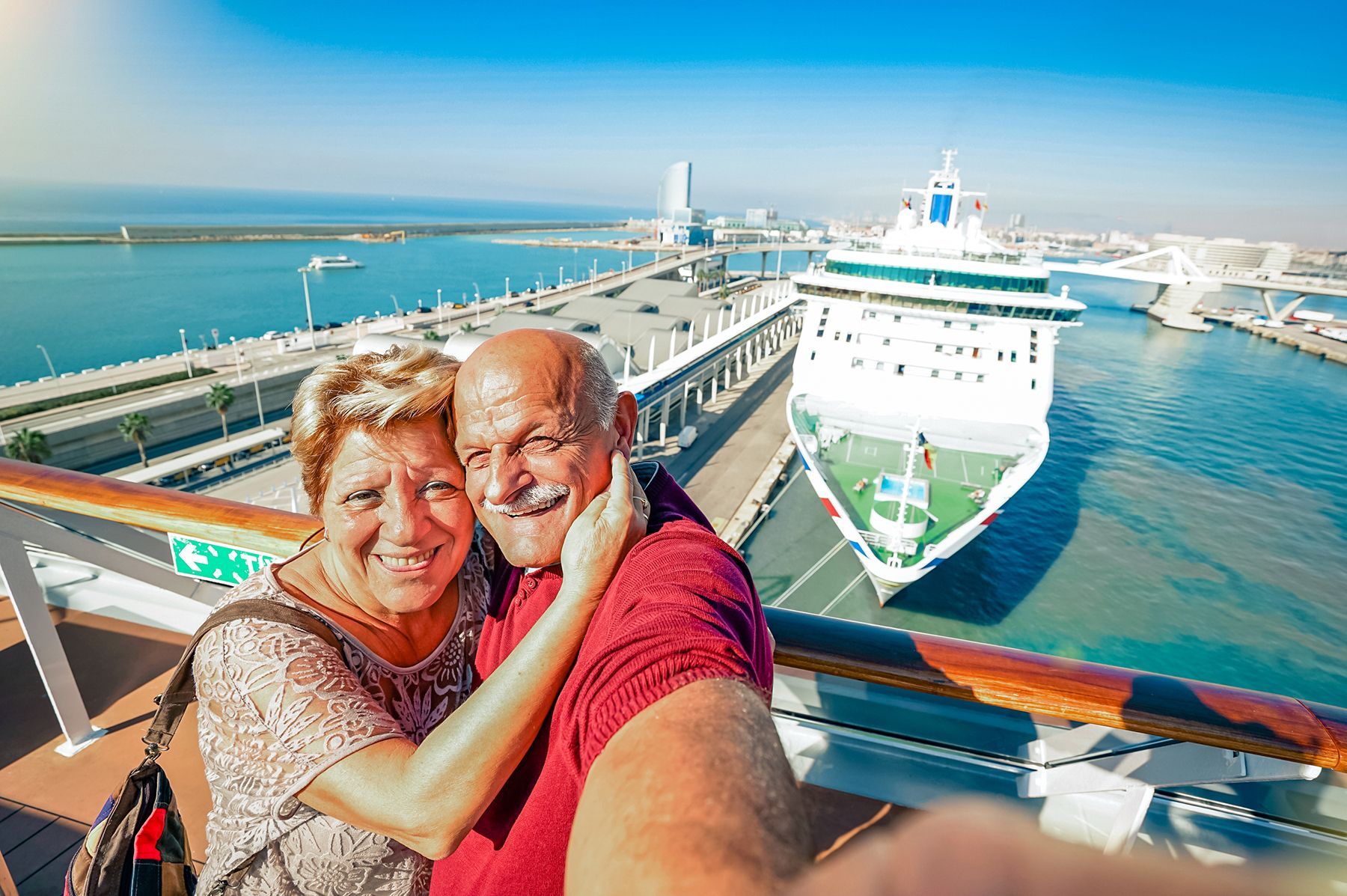 Elder-couple-Cruise-Vacation.jpg