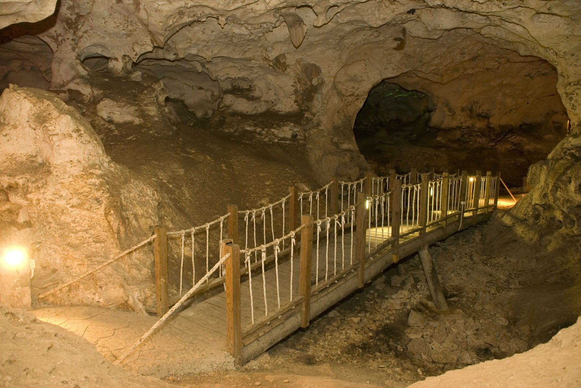 Green-Grotto-Bridge-Jamaica.jpg