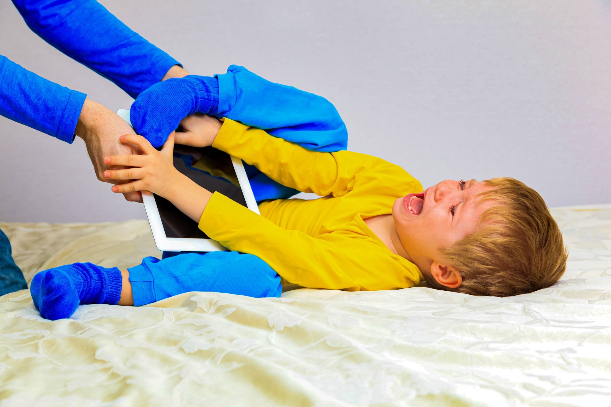 Kid-Tantrum-Device-Restriction-Screen-Time.jpg