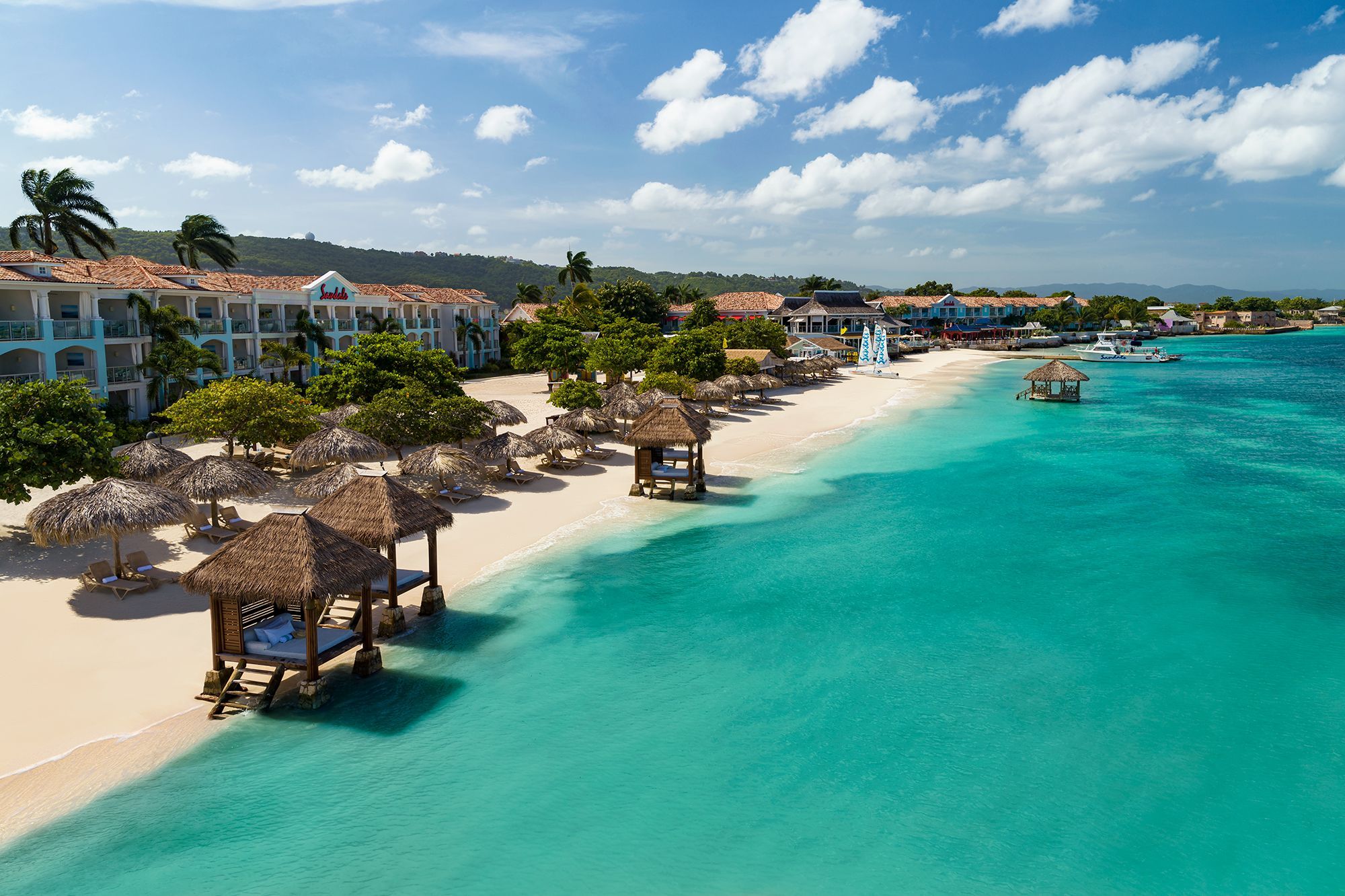 Sandals-SMB-BeachAerial.jpg