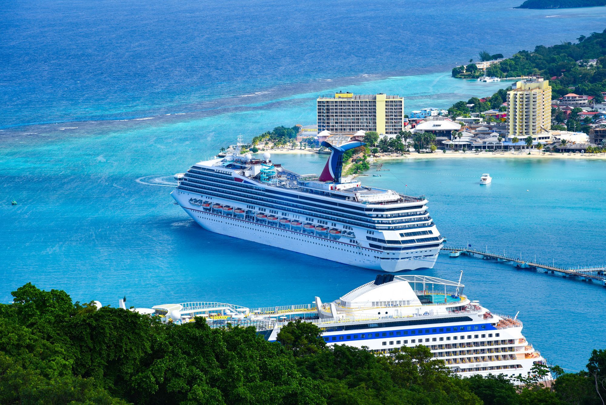 cruising-to-Jamaica.jpg