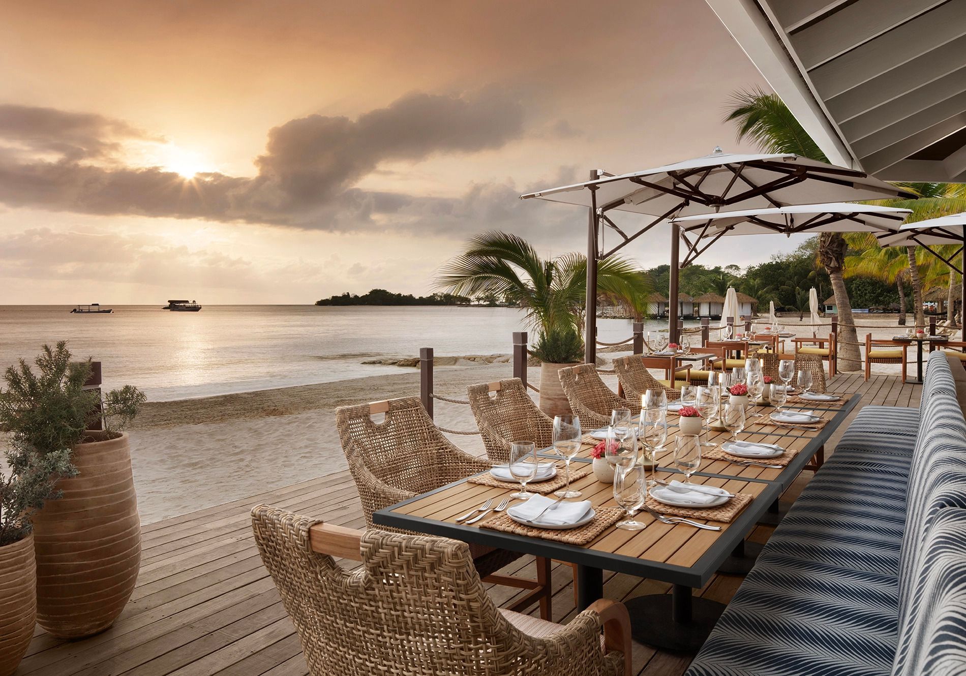 sandals image