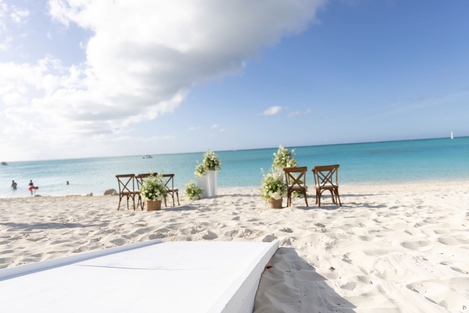 wheelchair-accessible-ramp-beach-wedding-floral-arrangements-oceanview.jpg